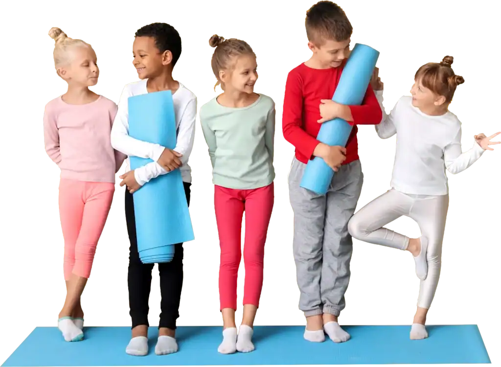 niños en yoga mat